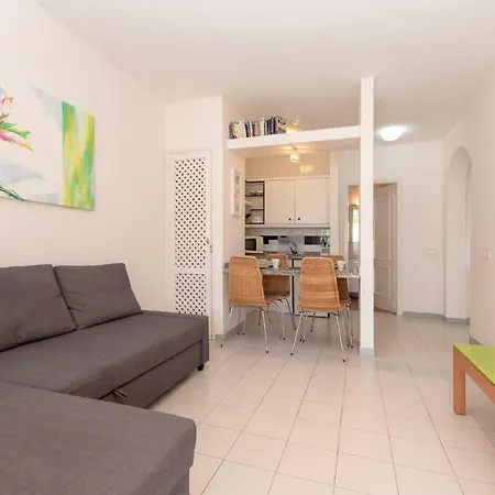 Yucca Park 20 - One Bed Адехе